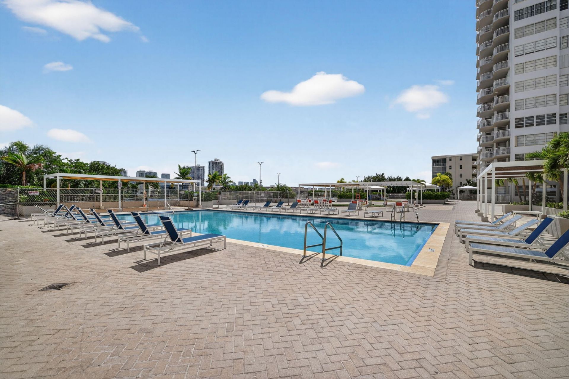 18051 Biscayne Boulevard, Unit 1104, Aventura, FL 33160 Photo