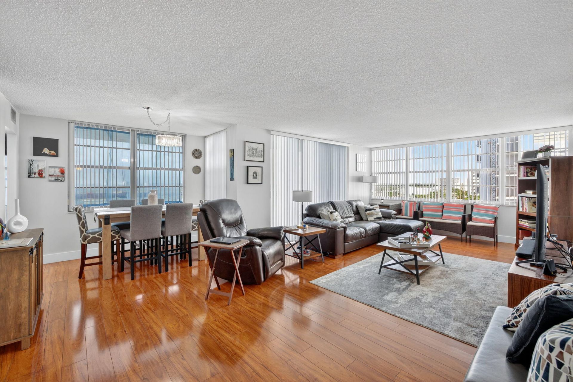 18051 Biscayne Boulevard, Unit 1104, Aventura, FL 33160 Photo