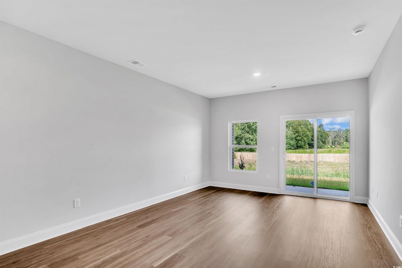 347 Sandridgebury Dr. Photo 11