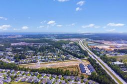 347 Sandridgebury Dr. photo 4