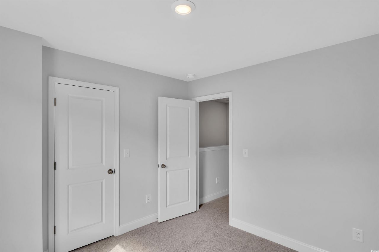 347 Sandridgebury Dr. Photo 25