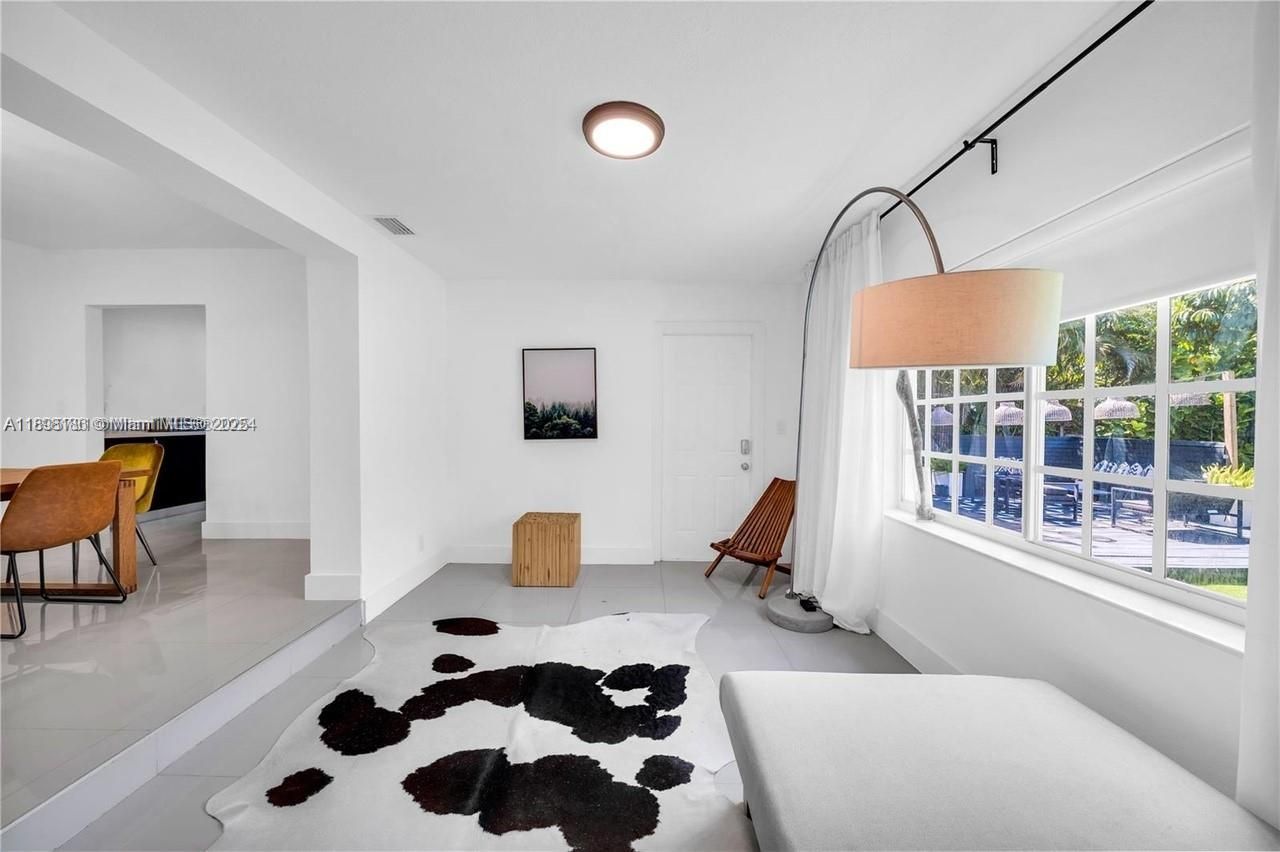 555 NE 127th Street, North Miami, FL 33161 Photo