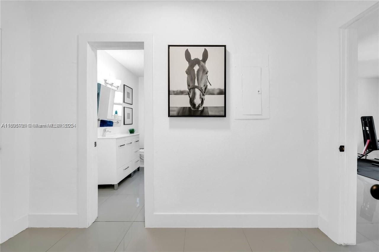 555 NE 127th Street, North Miami, FL 33161 Photo