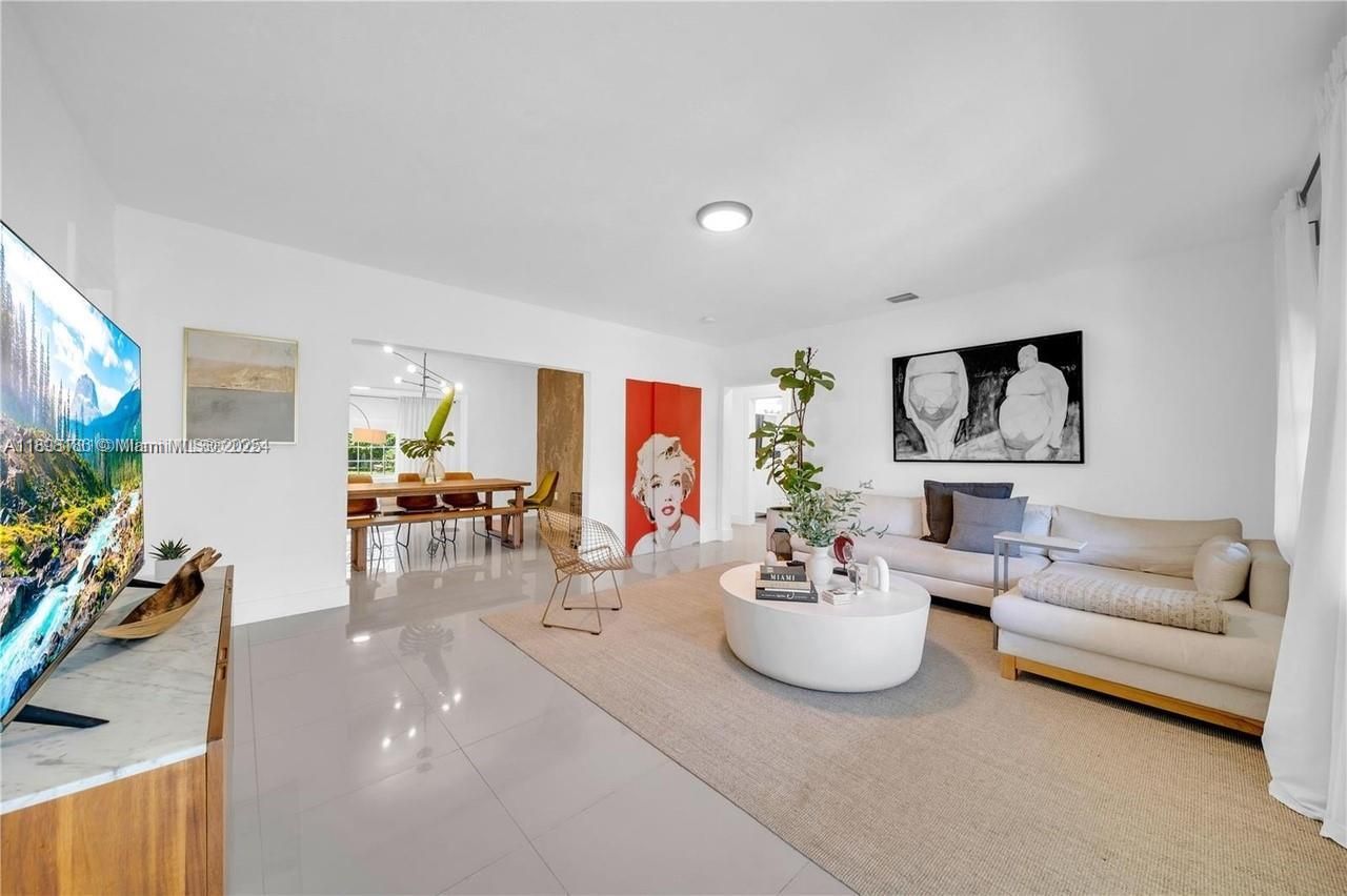 555 NE 127th Street, North Miami, FL 33161 Photo