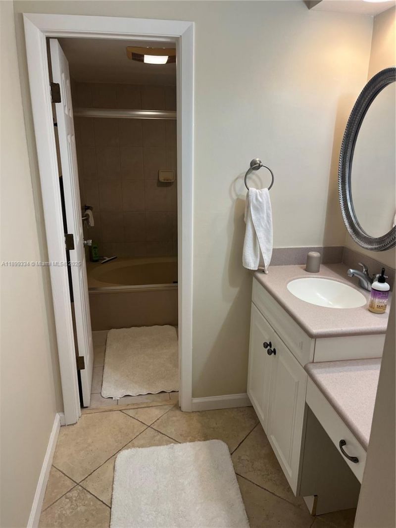 510 N Ocean Blvd, Unit 211, Pompano Beach, FL 33062 Photo