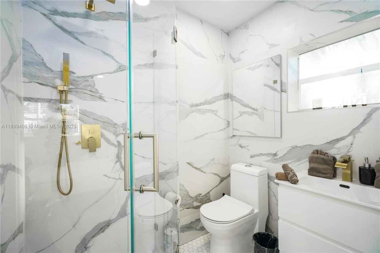 1244 Garfield St, Hollywood, FL 33019 Photo