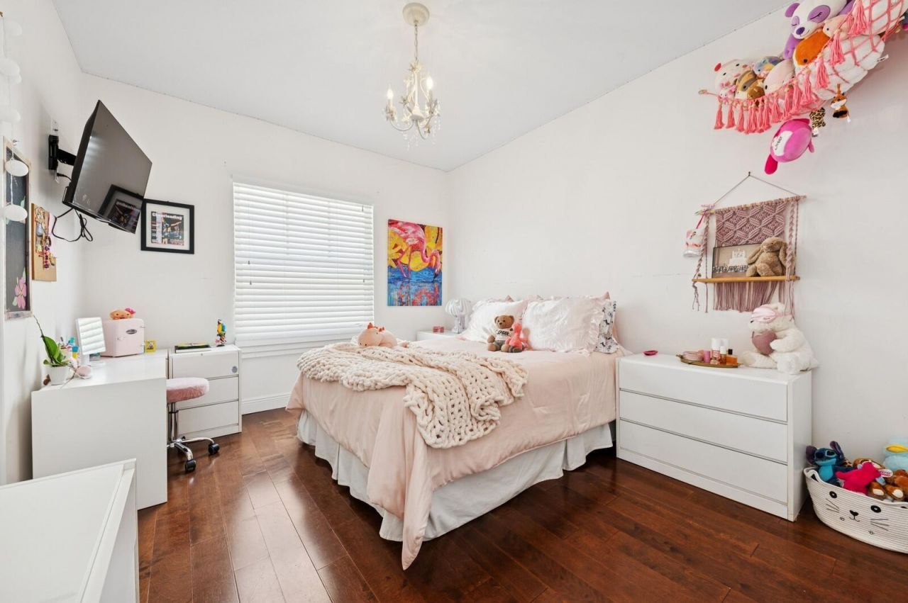 310 Almeria Road, West Palm Beach, FL 33405 Photo