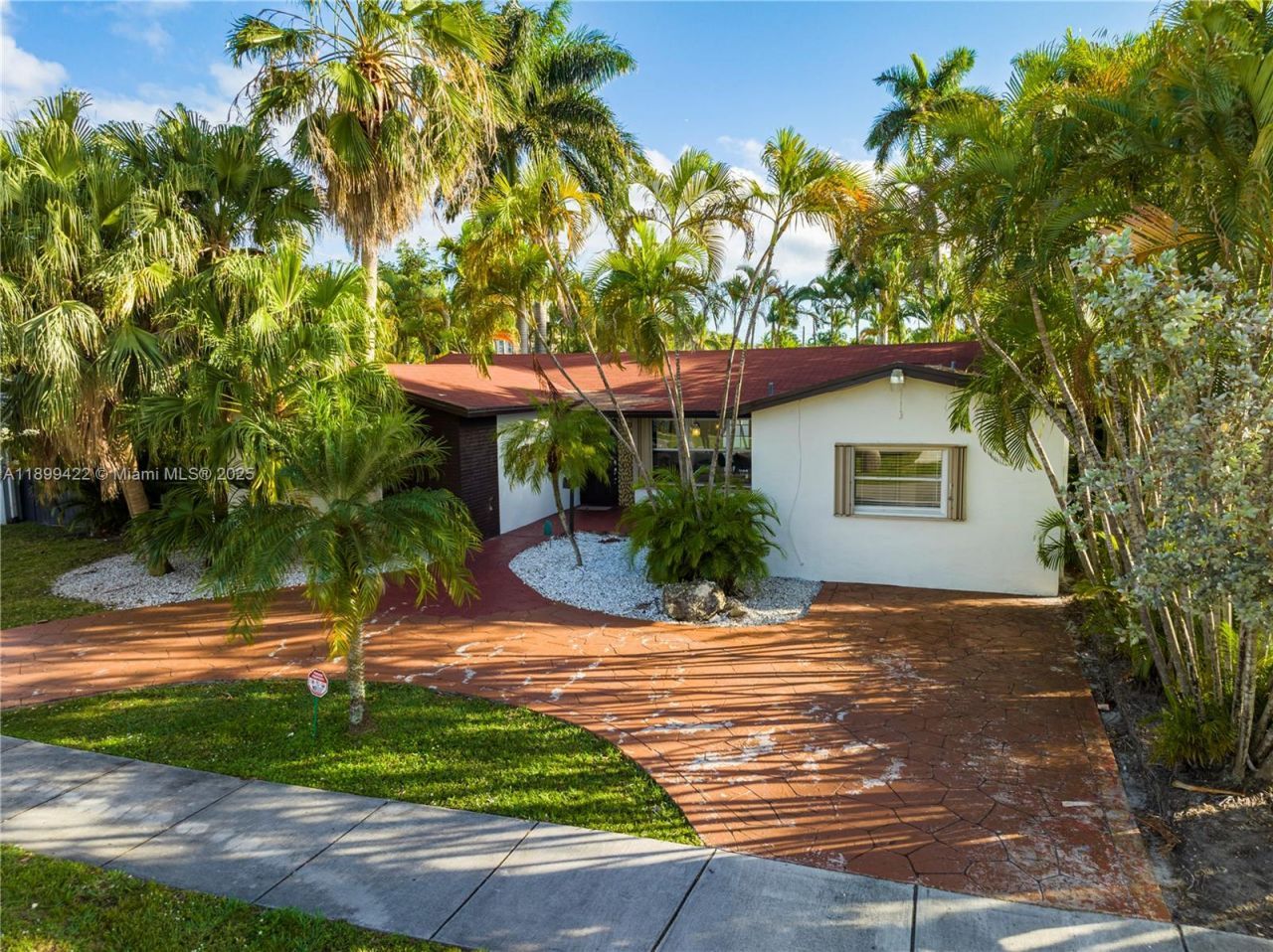 1244 Garfield St, Hollywood, FL 33019 Photo