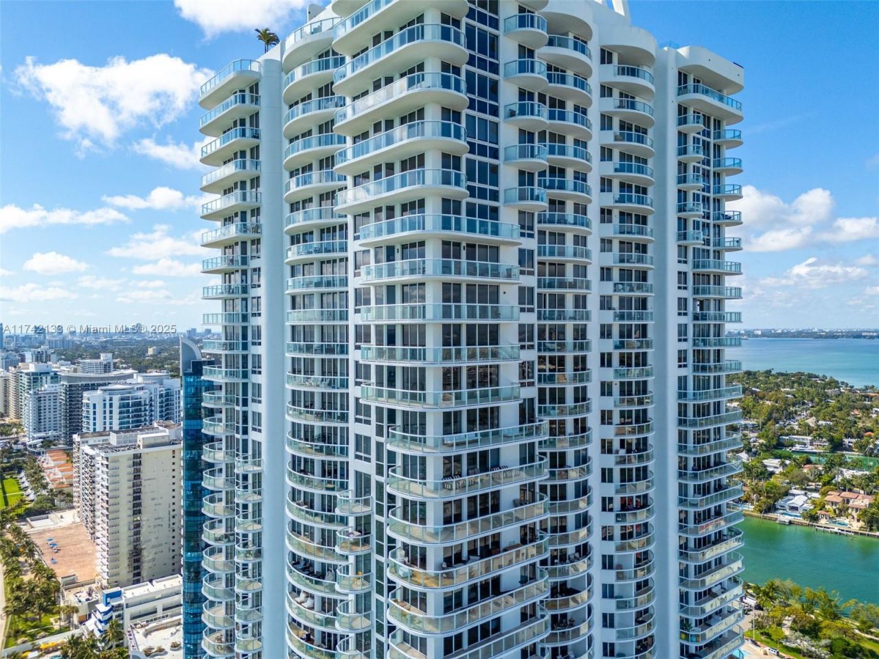 6365 Collins Ave, Unit 3801, Miami Beach, FL 33141 Photo