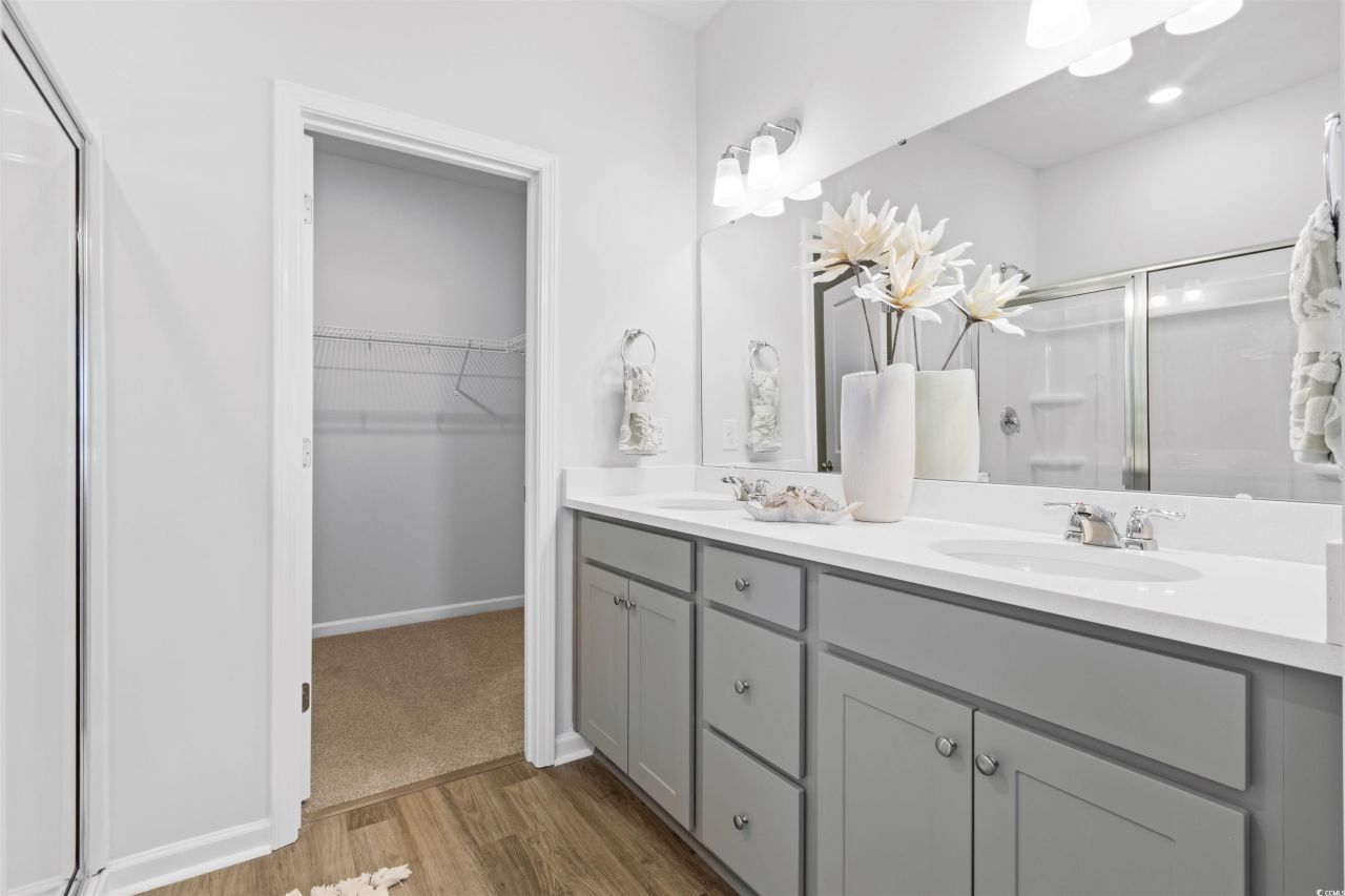 351 Sandridgebury Dr. Photo 16