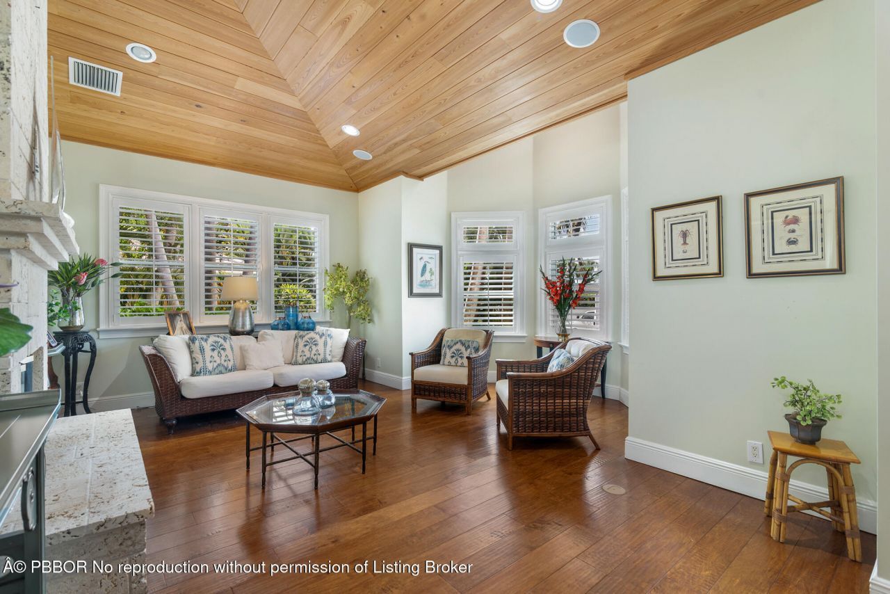 115 Alpine Road, West Palm Beach, FL 33405 Photo