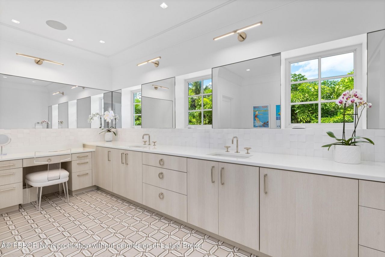 201 Banyan Road, Palm Beach, FL 33480 Photo