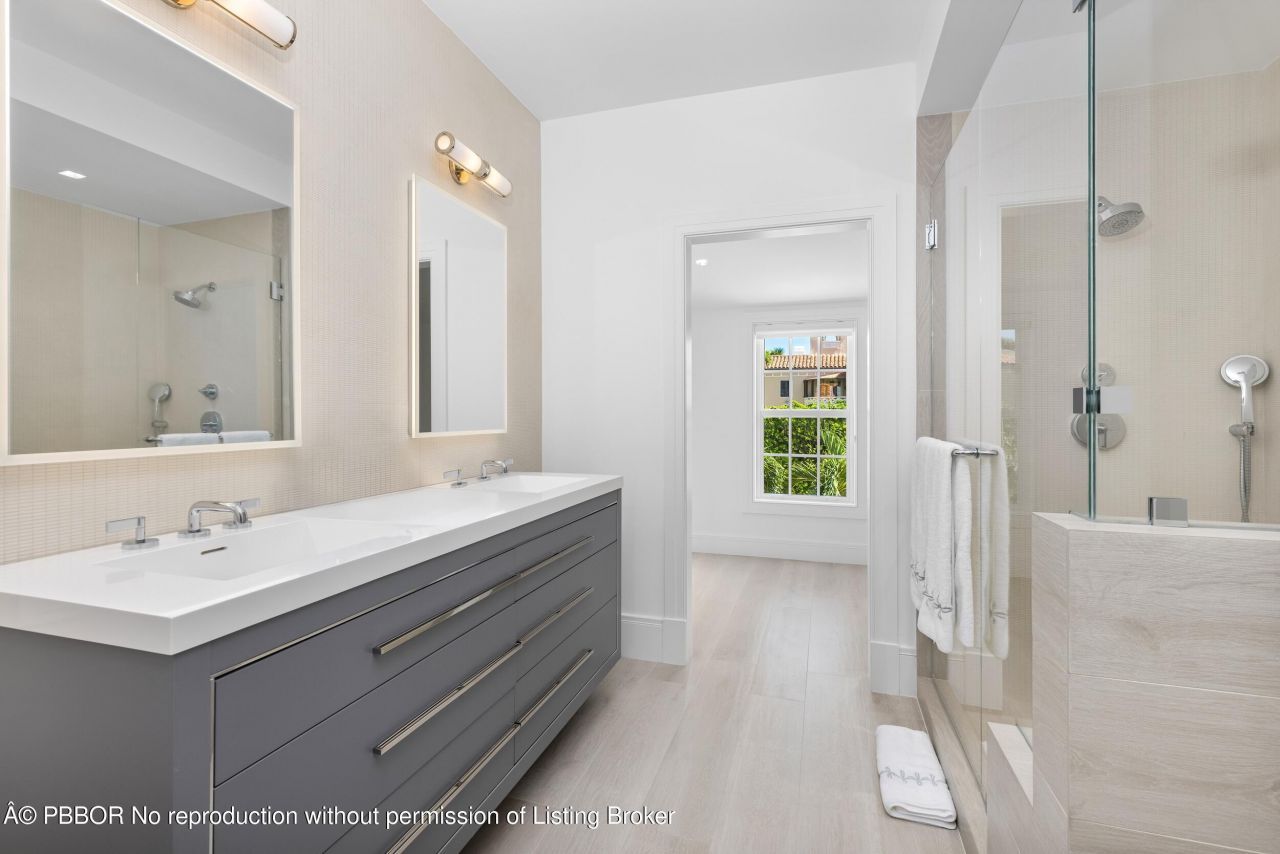 201 Banyan Road, Palm Beach, FL 33480 Photo