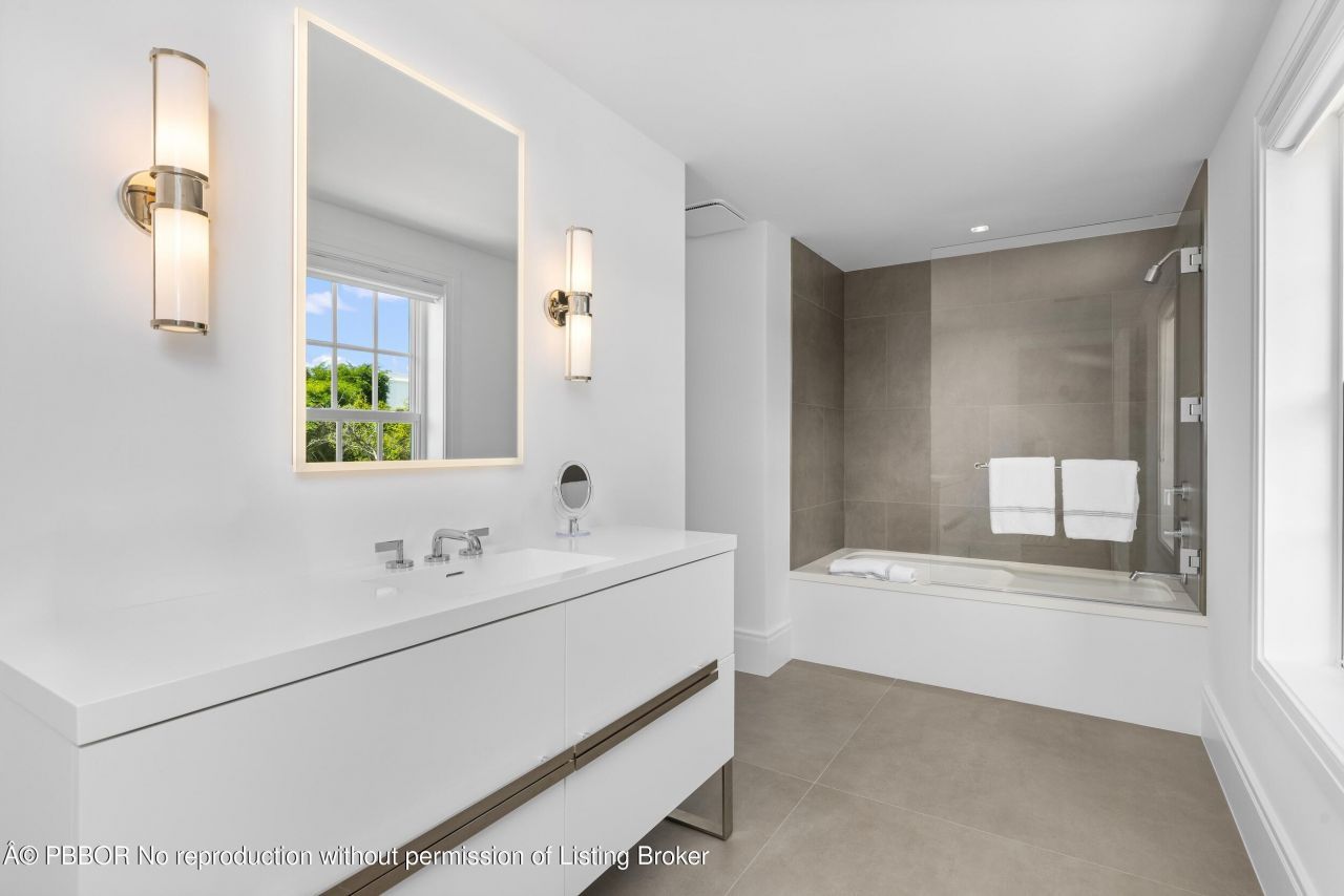 201 Banyan Road, Palm Beach, FL 33480 Photo