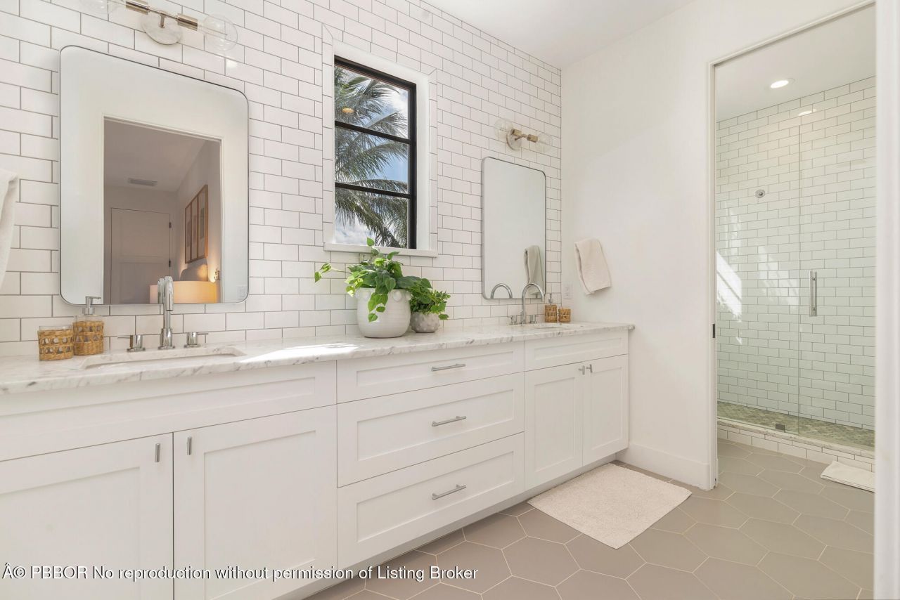 136 Santa Lucia Drive, West Palm Beach, FL 33405 Photo