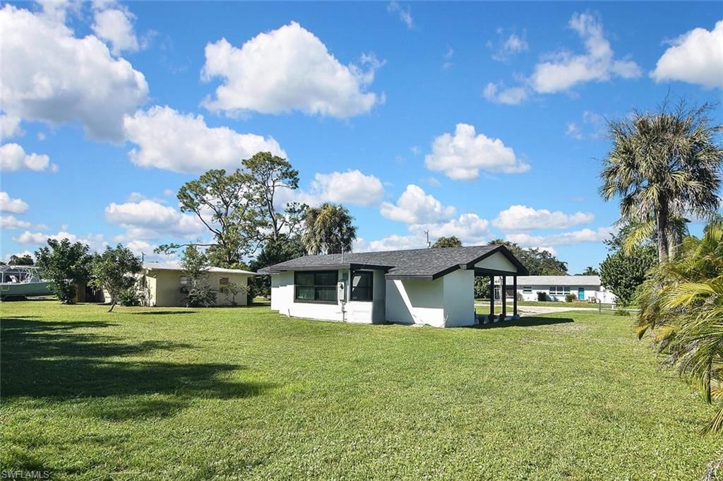 1922 Flamingo Dr, North Fort Myers, FL 33917 Photo