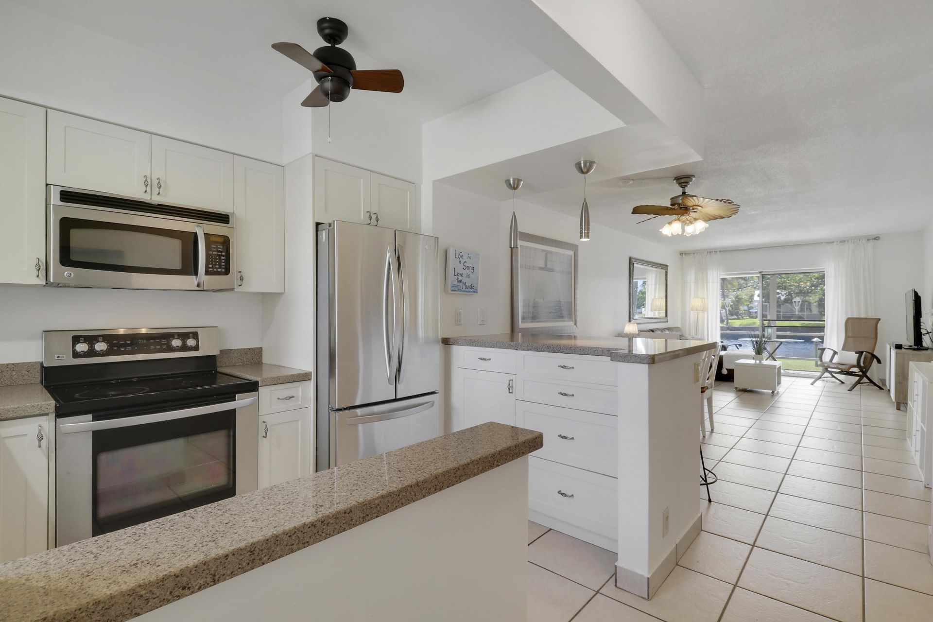 298 SE 6th Avenue, Unit 6, Pompano Beach, FL 33060 Photo