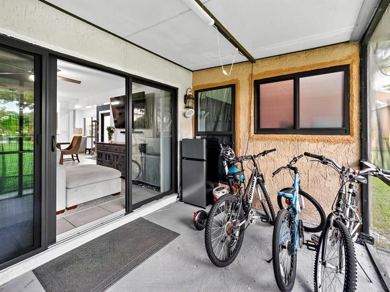 8009 NW 71st Court, Tamarac, FL 33321 Photo