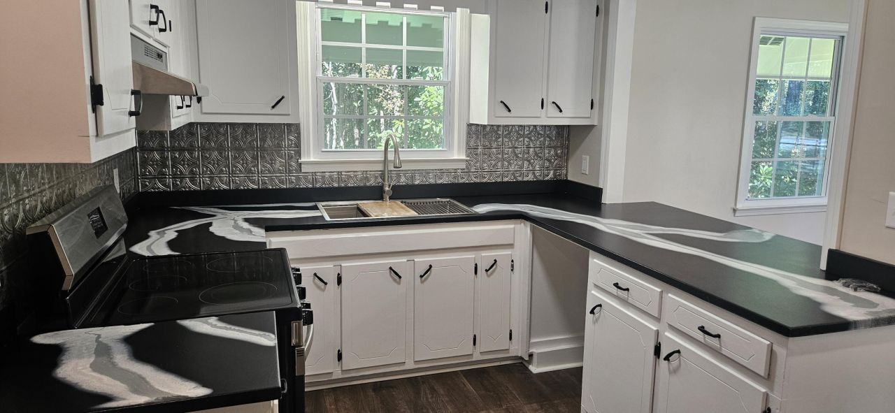 241 Rose Avenue Photo 15