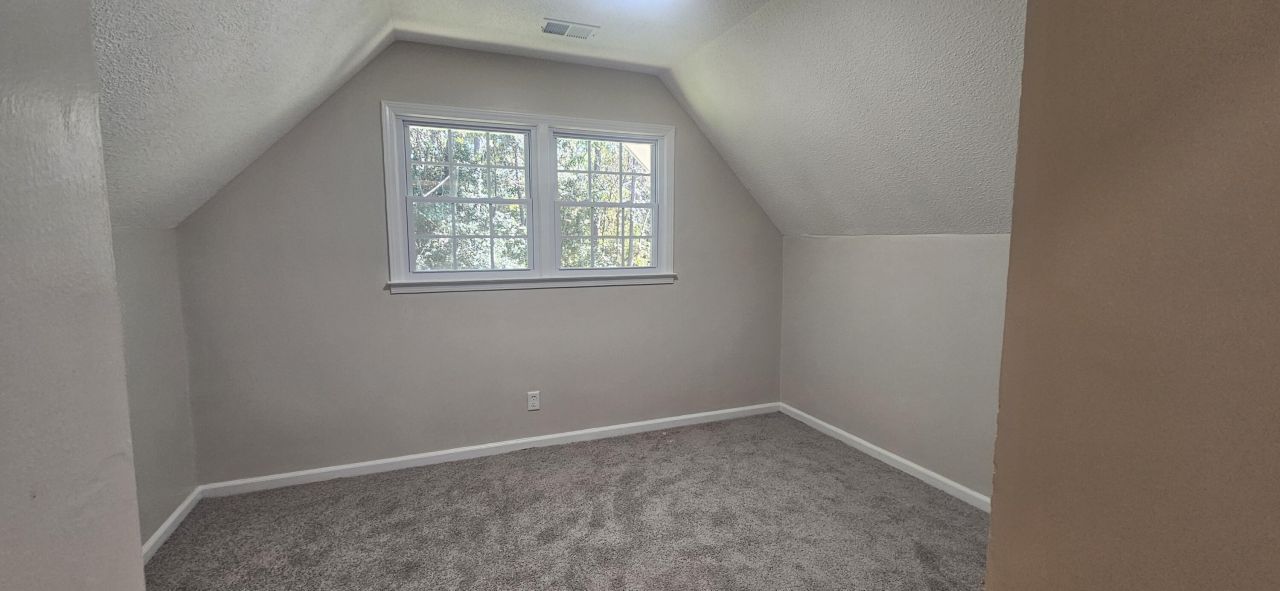 241 Rose Avenue Photo 38