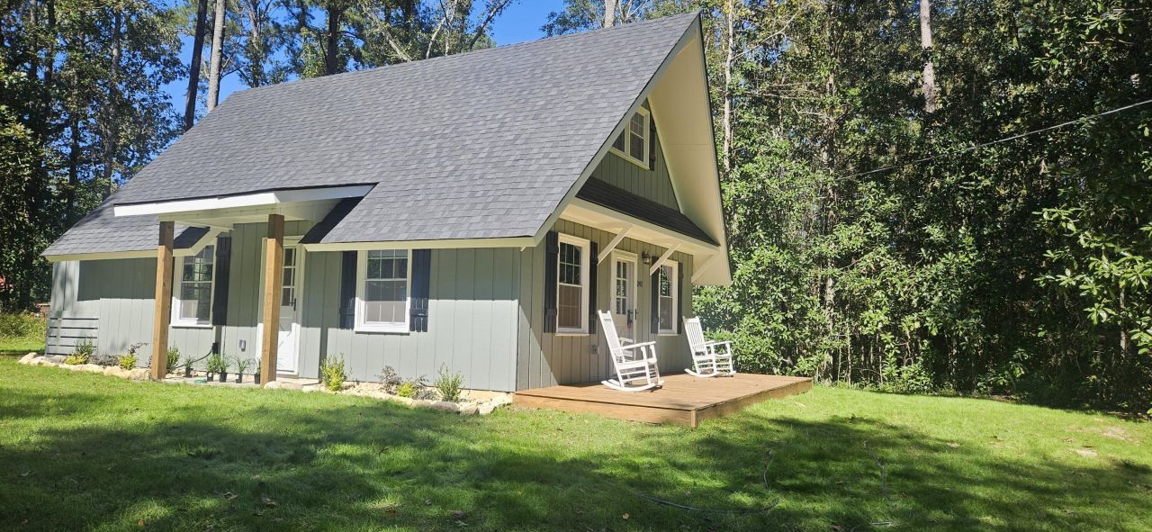 241 Rose Avenue Photo 6