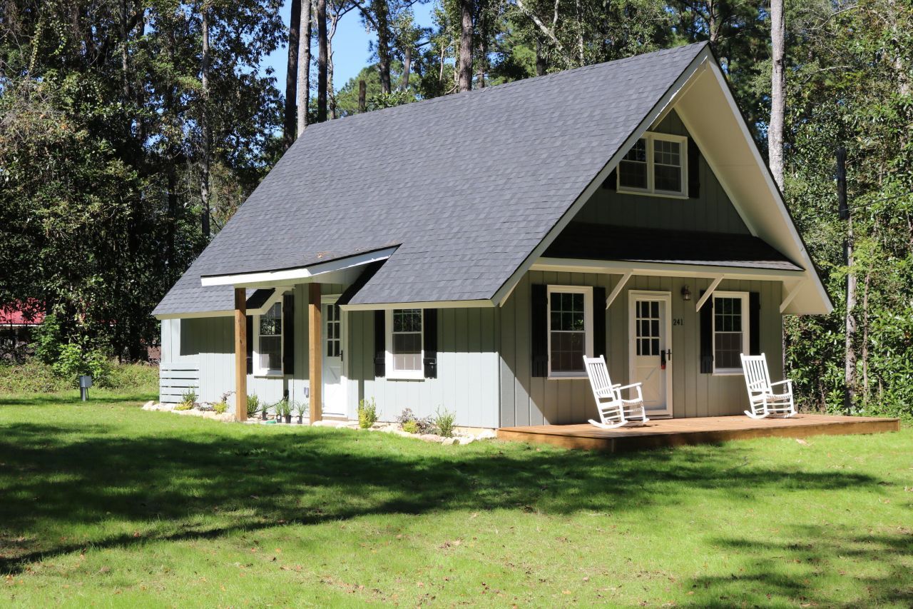 241 Rose Avenue Photo 8