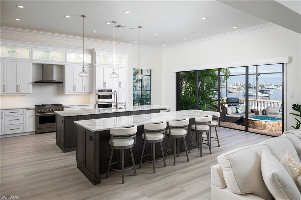 391 Palermo Cir, Fort Myers Beach, FL 33931 Photo