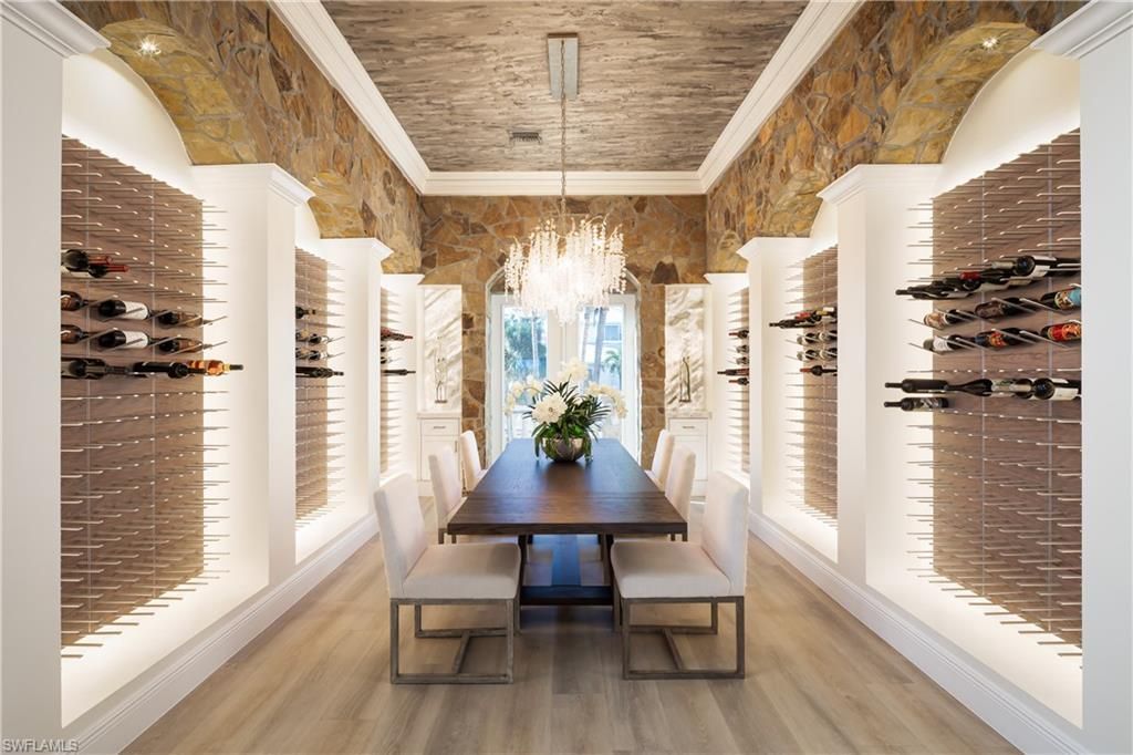 391 Palermo Cir, Fort Myers Beach, FL 33931 Photo