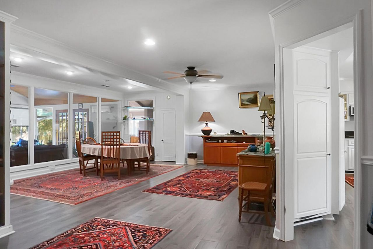 544 Fort Johnson Road Photo 11