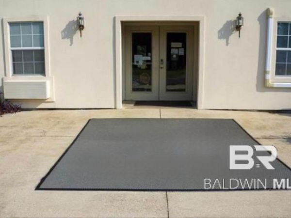 10295 County Road 48, Fairhope, AL 36532