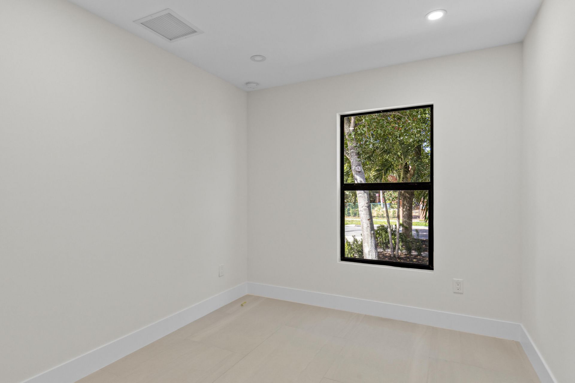 830 Franklin Road, West Palm Beach, FL 33405 Photo