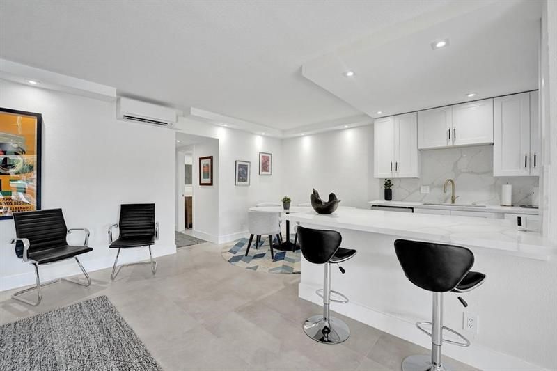 2866 NE 30th Street, Unit 9, Fort Lauderdale, FL 33306 Photo