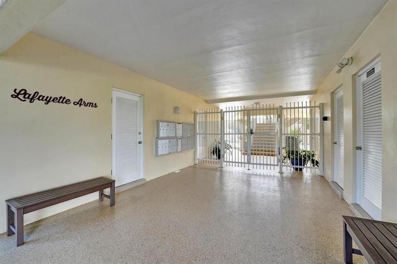 2866 NE 30th Street, Unit 9, Fort Lauderdale, FL 33306 Photo