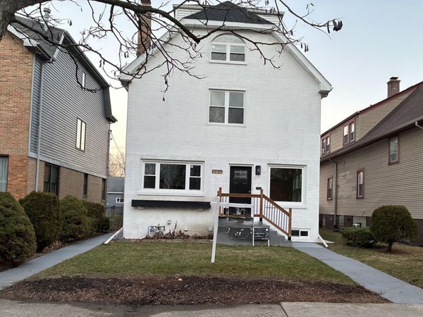 1037 Dodge Avenue, Evanston, IL 60202