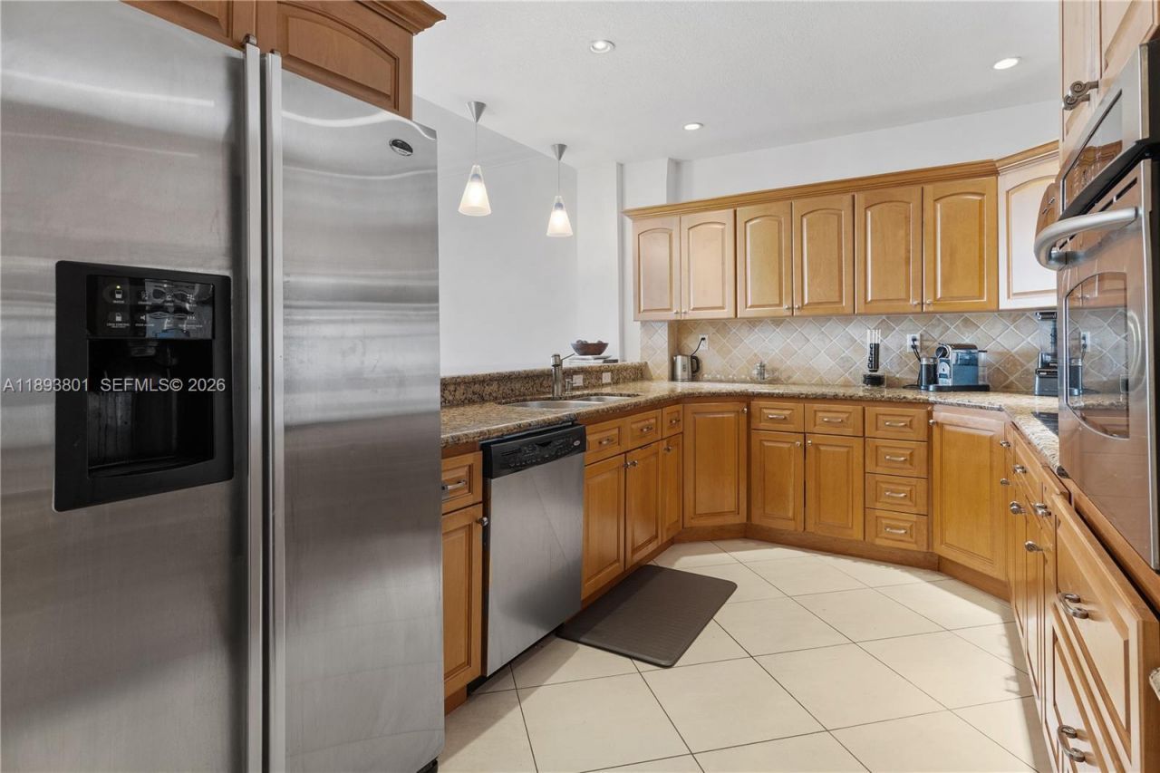 251 Crandon Blvd, Unit 441, Key Biscayne, FL 33149 Photo