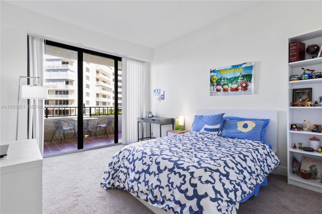 251 Crandon Blvd, Unit 441, Key Biscayne, FL 33149 Photo