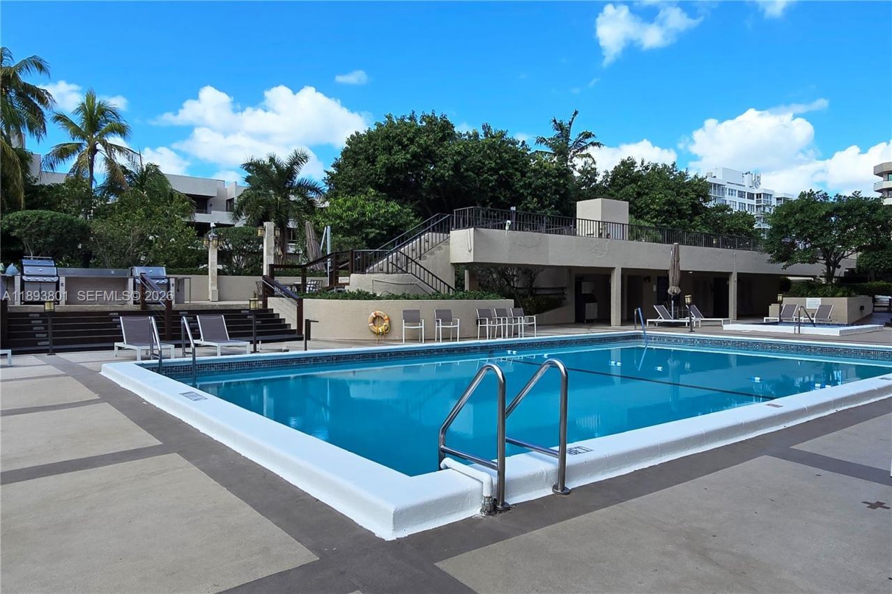 251 Crandon Blvd, Unit 441, Key Biscayne, FL 33149 Photo
