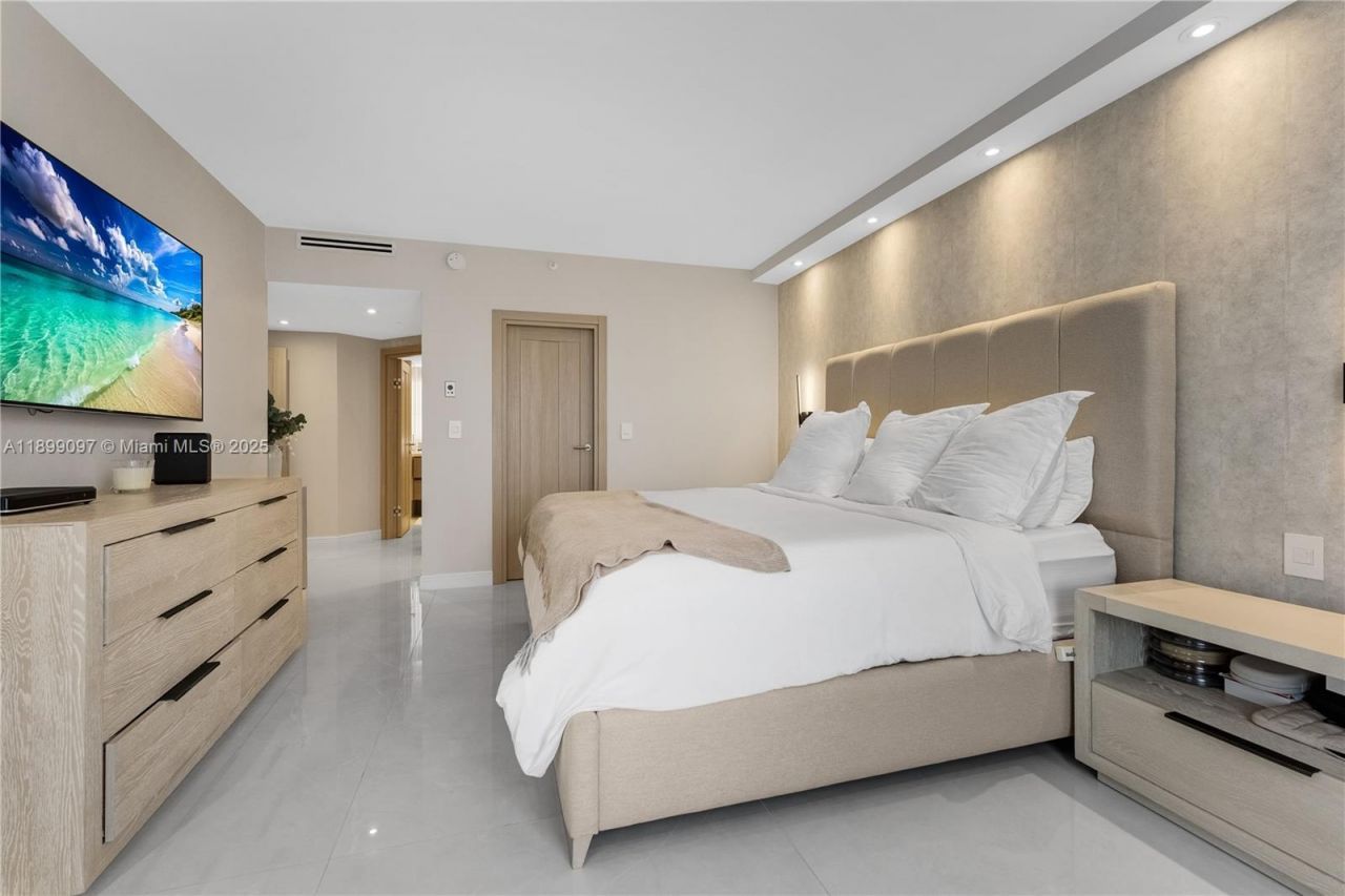 20191 E Country Club Dr, Unit 1603, Aventura, FL 33180 Photo