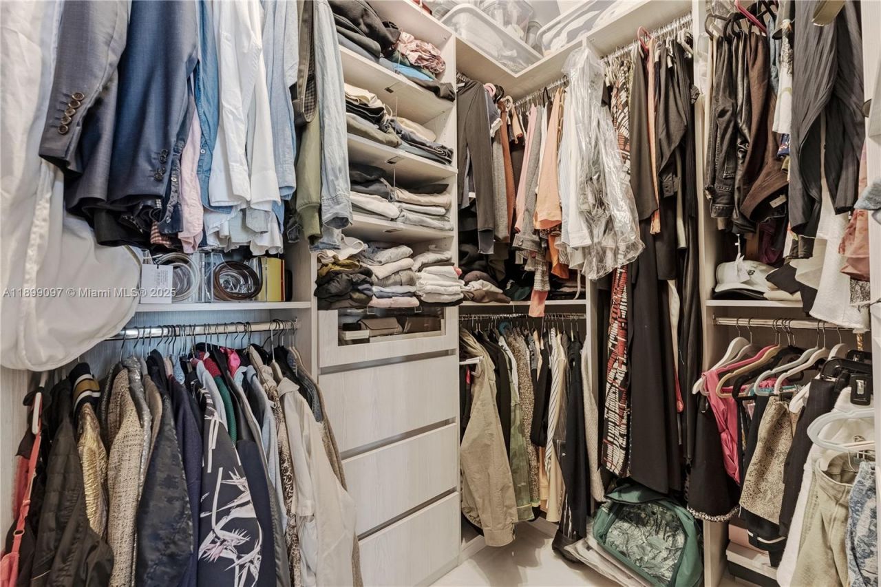 20191 E Country Club Dr, Unit 1603, Aventura, FL 33180 Photo