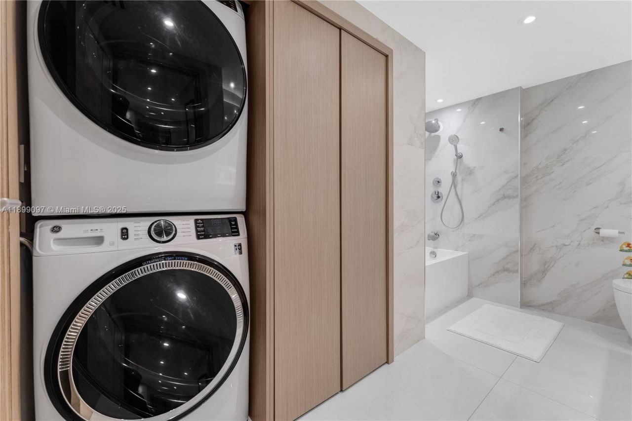 20191 E Country Club Dr, Unit 1603, Aventura, FL 33180 Photo