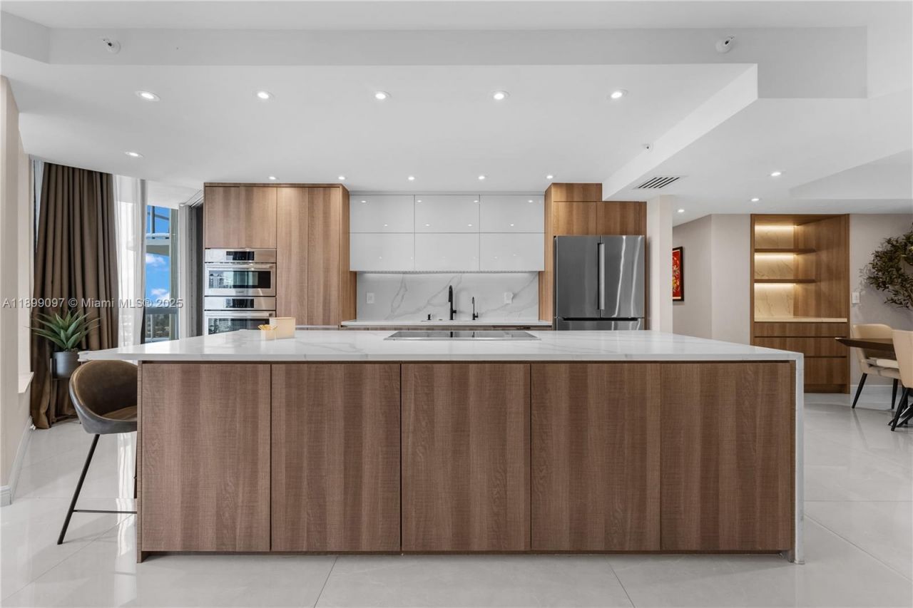 20191 E Country Club Dr, Unit 1603, Aventura, FL 33180 Photo