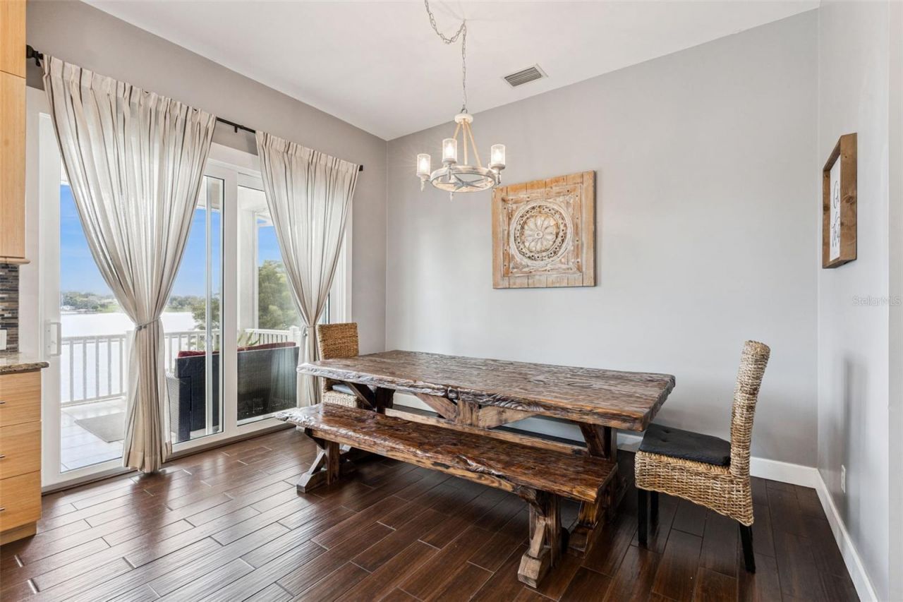 16909 Florence View Drive, Montverde, FL 34756 Photo