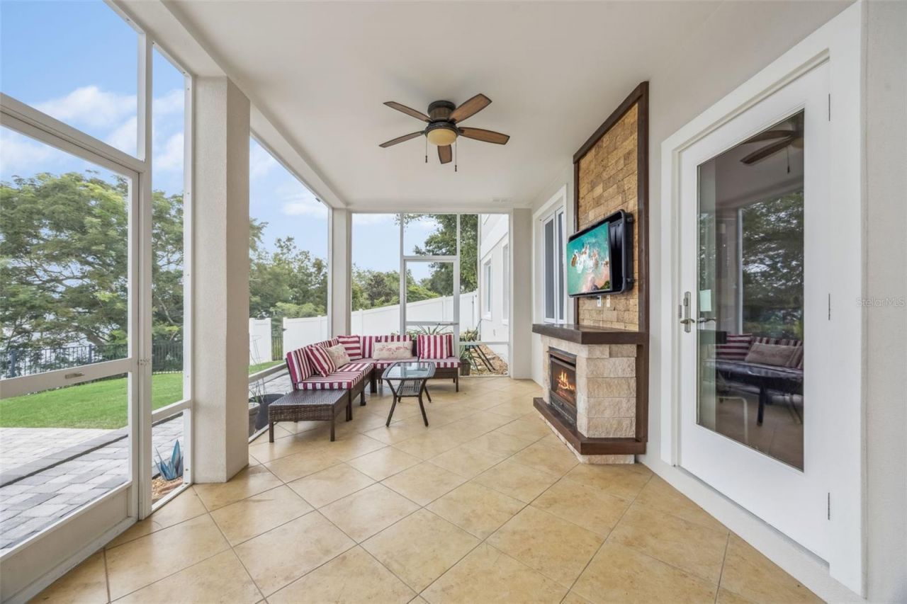 16909 Florence View Drive, Montverde, FL 34756 Photo