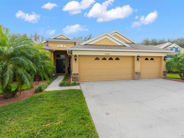 19200 SUNSET BAY DRIVE, LAND O LAKES, FL 34638