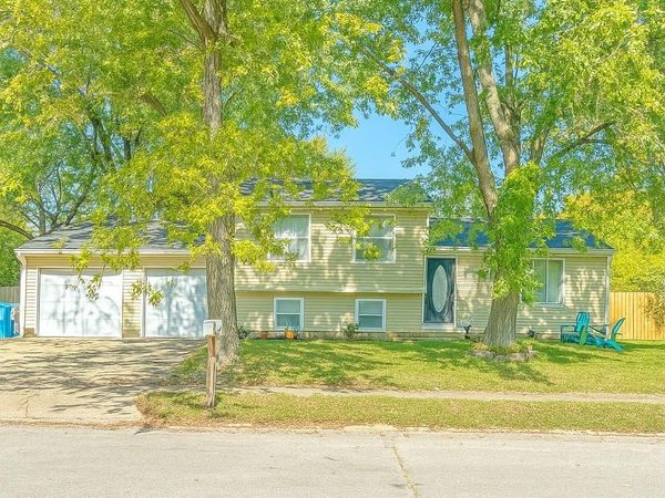 10314 E Starhaven Circle, Indianapolis, IN 46229