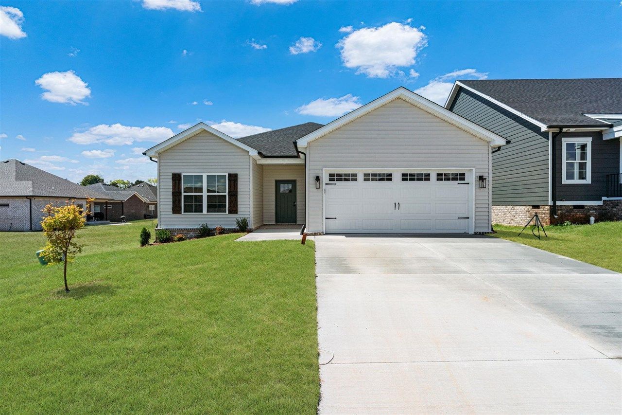 1308 Helmsdale Avenue, Bowling Green, KY 42101 Main Photo