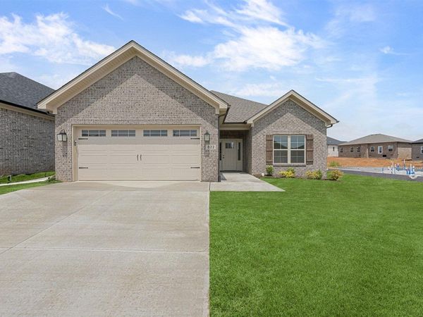 822 Shelldrake Court, Bowling Green, KY 42101