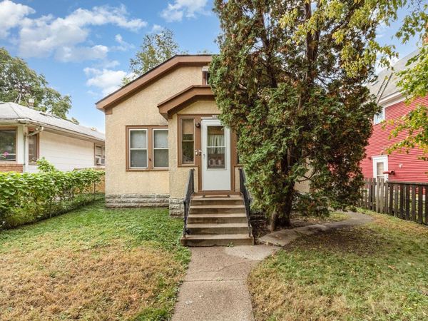 1723 3rd Avenue N, Minneapolis, MN 55405