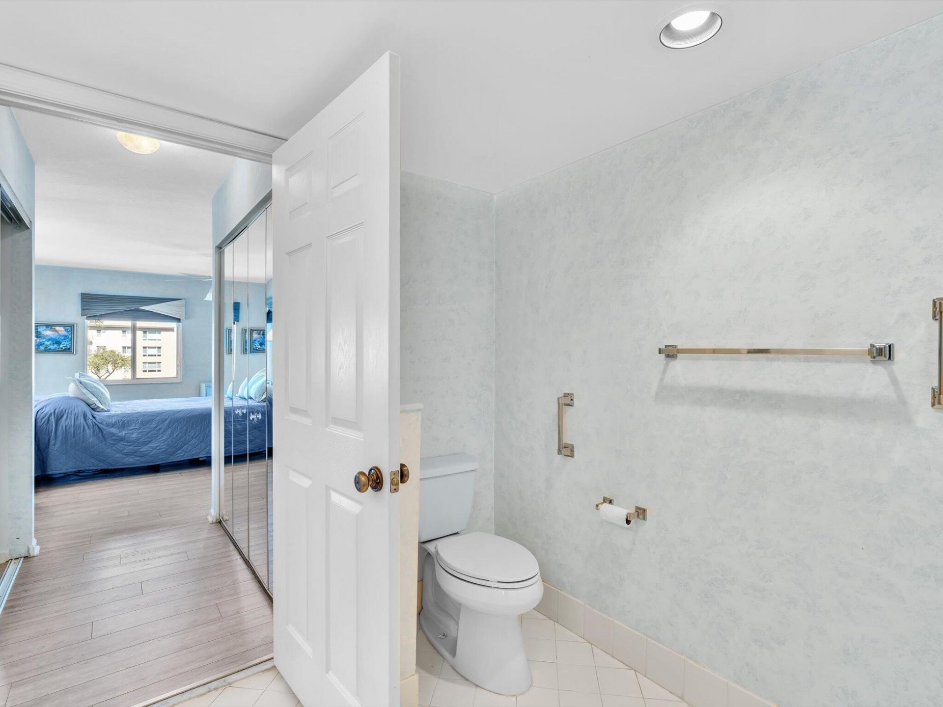 12565 Imperial Isle Drive, Unit 301, Boynton Beach, FL 33437 Photo