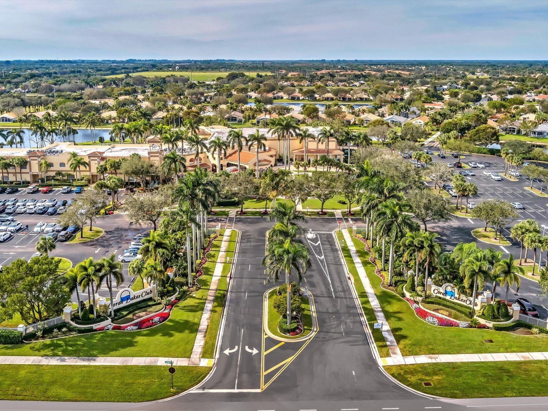 12565 Imperial Isle Drive, Unit 301, Boynton Beach, FL 33437 Photo